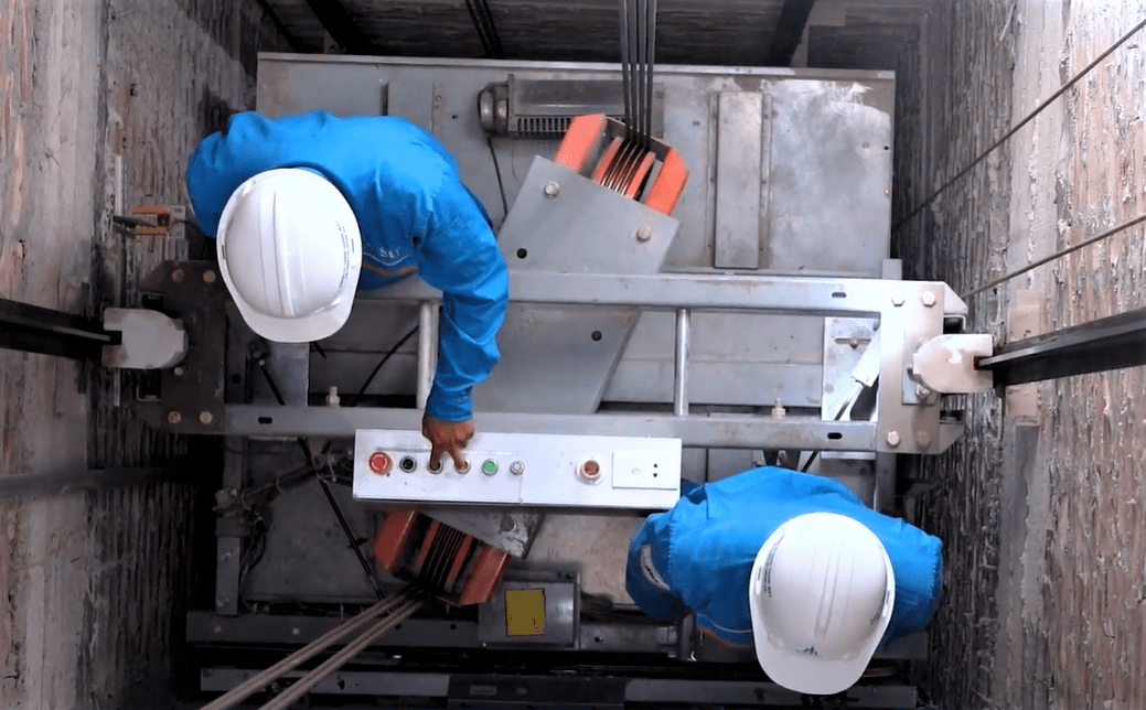 Những dấu hiệu cảnh báo thang máy cần được bảo trì lập tức